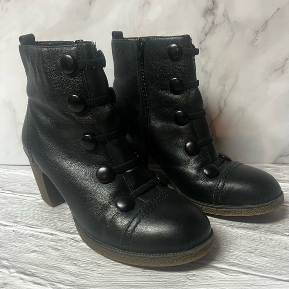 Rieker Shoes - Rieker Black Leather Side Zip Wool Lined Heeled Ankle Boots